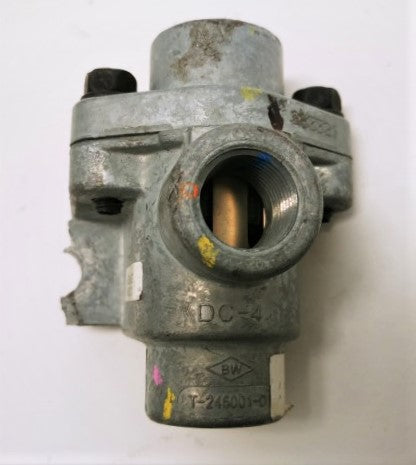 Damaged Bendix Double Check Air Valve - P/N  283321 (4428226723926)