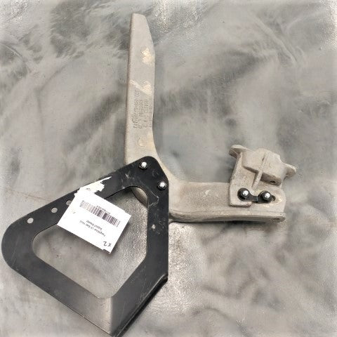 Freightliner LH Rear Hood Support Bracket - P/N: R17-18643-000 (4987480309846)