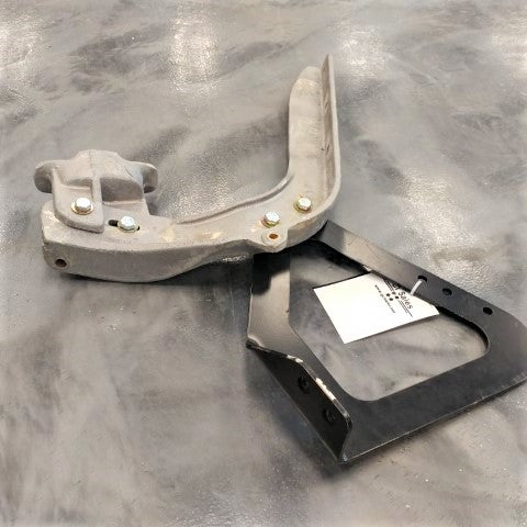 Freightliner LH Rear Hood Support Bracket - P/N: R17-18643-000 (4987480309846)