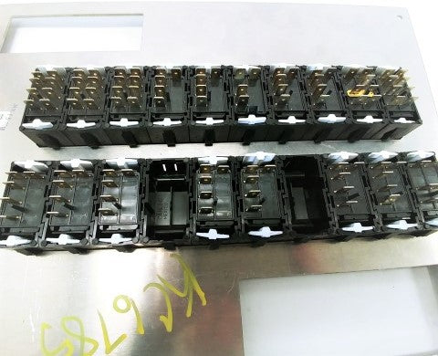 Western Star Switch Panel, 2V, 20E, 5A, CHERRY P/N: A18-61792-401 (4465189126230)