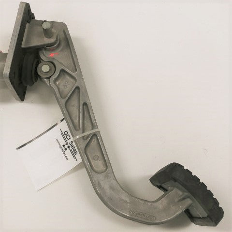 Freightliner P3 Valve Brake Pedal - P/N: A12-25657-000, A12-28399-001 (4475624620118)