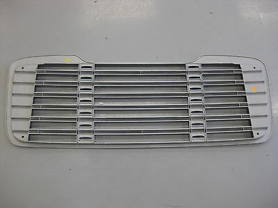 Freightliner M2 106 Painted Grill - P/N  17 14787 000, 17-14627-000 (3939511468118)