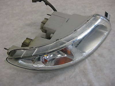 International 8600 RH Headlamp Assembly - P/N: 3561964C1, 20-5521 (3939608363094)