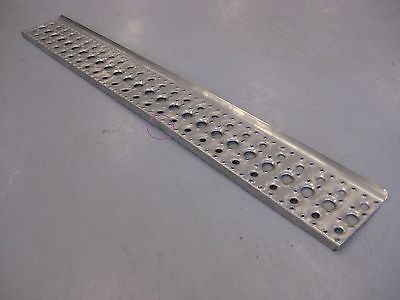 Freightliner Fairing Tread Step Plate - 51? x 6.5" * Slightly Bent * (4017911103574)