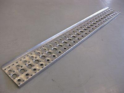 Freightliner Fairing Tread Step Plate - 51? x 6.5" * Slightly Bent * (4017911103574)