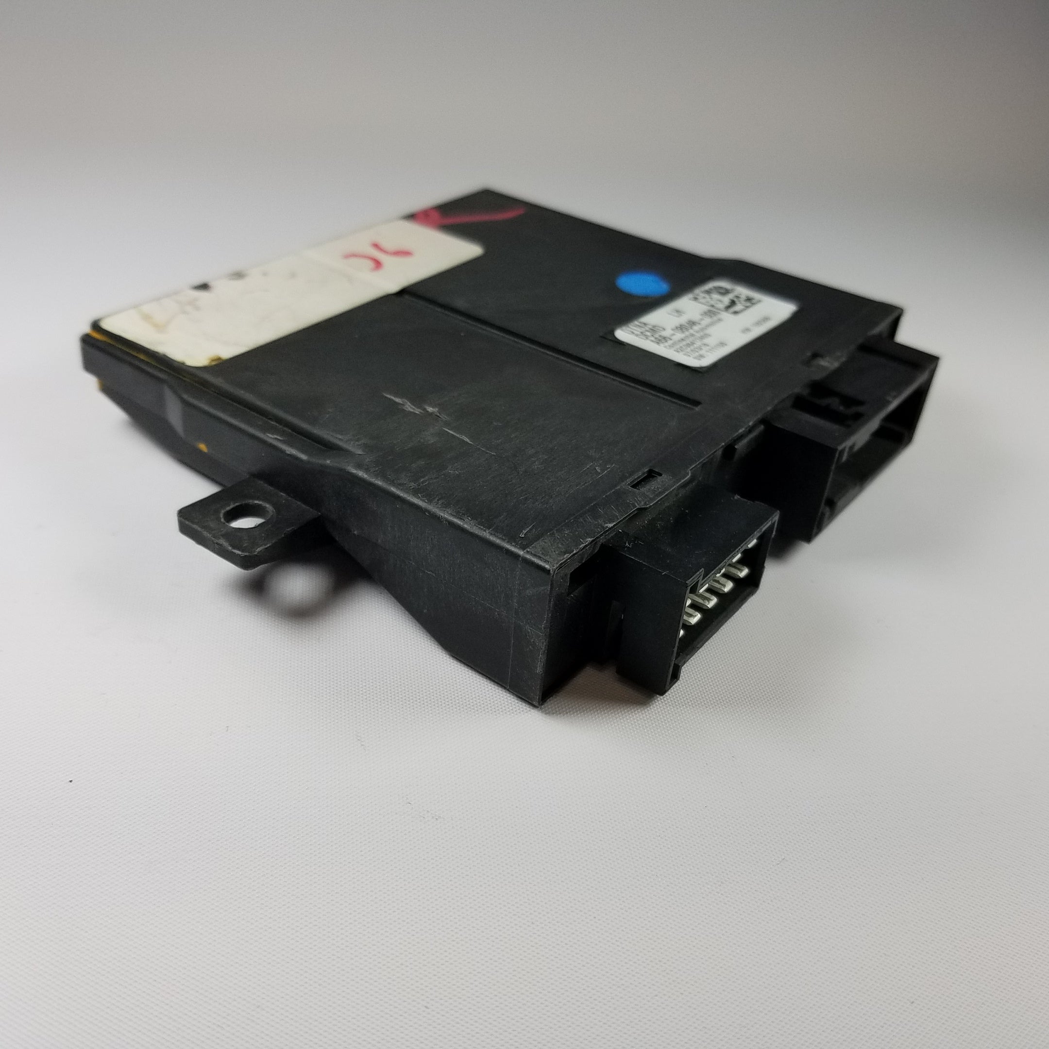 Freightliner Used LH (Driver) Door Control Module A66-01126-000, A66-08046-000 (3968363397206)