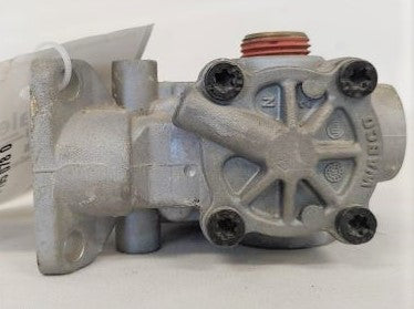 Damaged Wabco Modulator Valve - P/N: 472 195 078 0 (6633746956374)