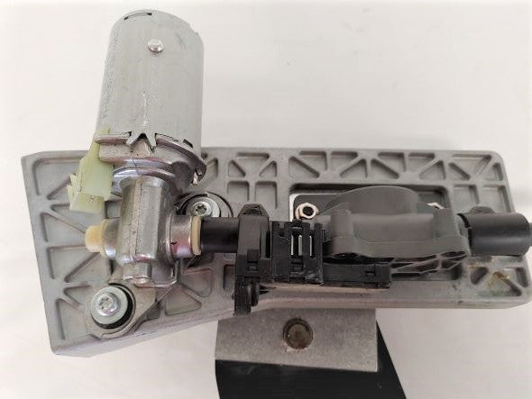 Used ISL 13 Adjustable Suspension Pedal Assembly - P/N: A01-33965-001 (6644089323606)