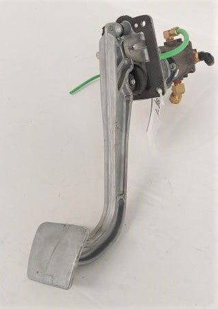 Damaged Wabco Stroke Valve Foot Brake Assembly - P/N  A12-28393-000 (6648862081110)