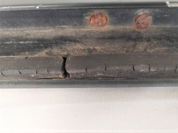 Damaged Freightliner LH Side Window Air Vent - P/N: A18-35402-000 (6656737902678)