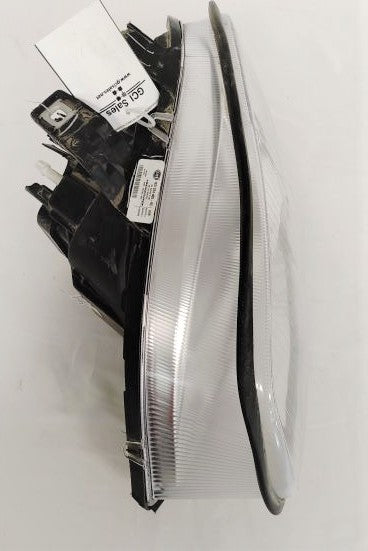 Damaged *Fogged Lens*  Freightliner M2 LH Headlamp - P/N  A06-75732-004 (6659327197270)