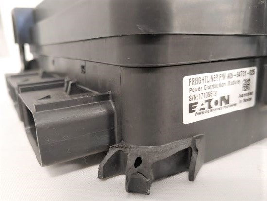 Damaged Eaton Power Distribution Module Expansion Assembly - P/N A06-84731-025 (6699206180950)