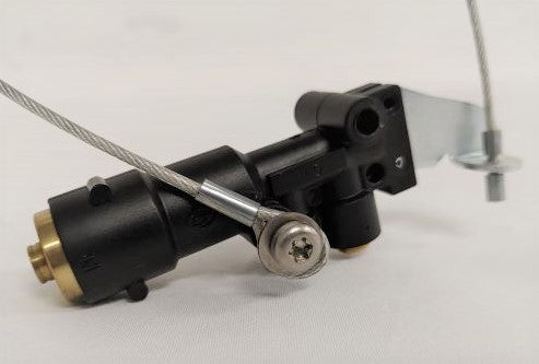 Used Freightliner Air Horn Valve - P/N GTD 3301-30 (6700693160022)