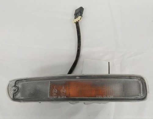 Used Freightliner Right Hand Side Turn Signal - P/N TYC 121533B02, A06-79248-003 (6700645548118)