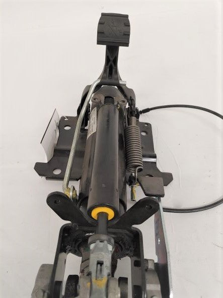 Damaged Freightliner Adjustable Steering Column - P/N A14-19231-000 (6722293563478)