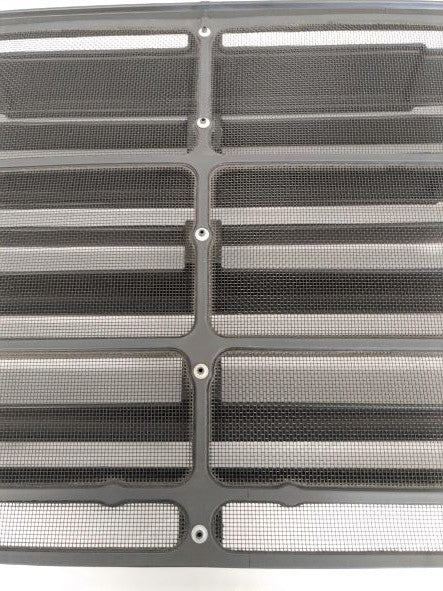Freightliner Radiator Mounted Grill w/ Bright Accents - P/N A17-18928-017 (6735242625110)