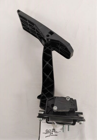 Western Star Dual Analog Accelerator Pedal - P/N: A01-33220-000, 01-34090-000 (6742905225302)