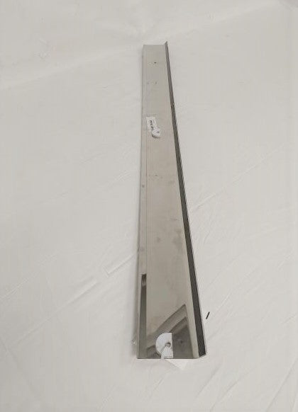 Used Freightliner RH Exterior Cab Trim Skirt Piece - P/N  18-62175-040 (6771124502614)