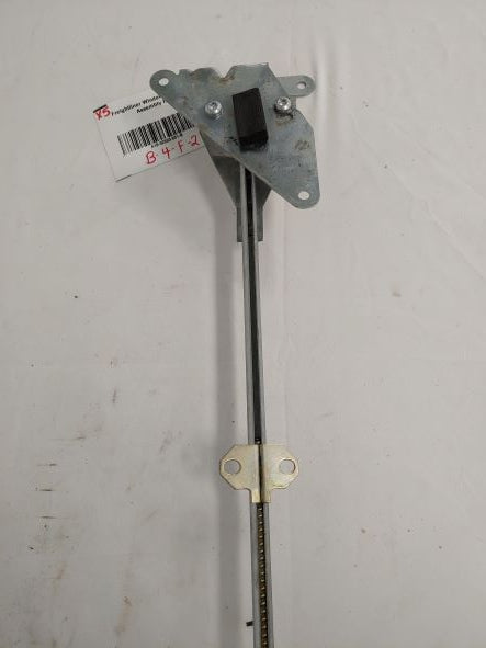 Freightliner Window Regulator Assembly RH - P/N A18-52065-001 (6781494296662)