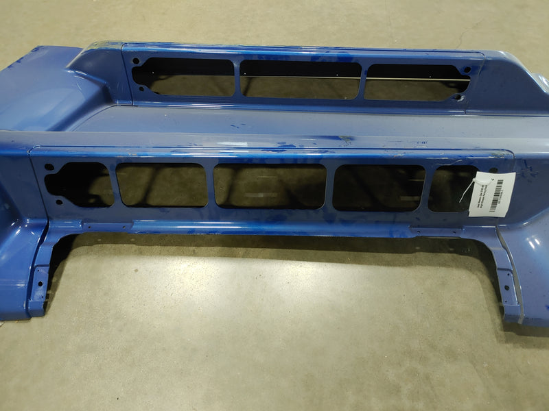 Used Western Star 5700 RH Bright Sleeper Fairing Panel - P/N  A22-71870-006 (6778016006230)