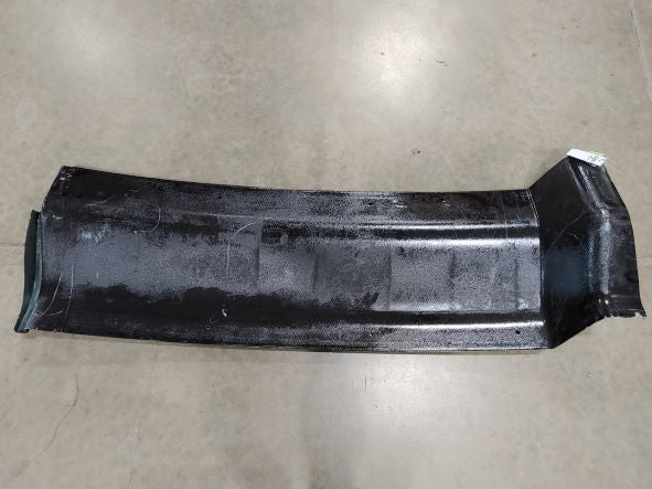 Damaged Western Star LH Stratosphere Transition Panel -  P/N  A18-67629-000 (6778728284246)