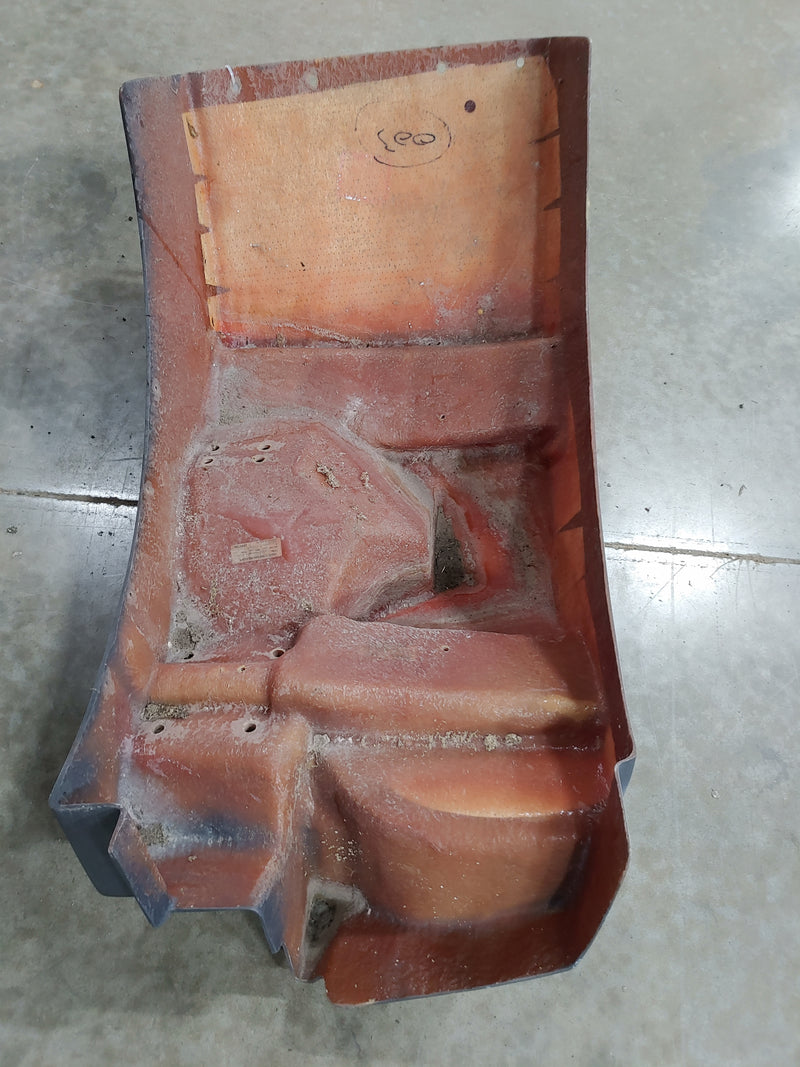 Freightliner RH Hood And Quarter Fender Assembly - P/N  A17-18500-003 (6780376907862)