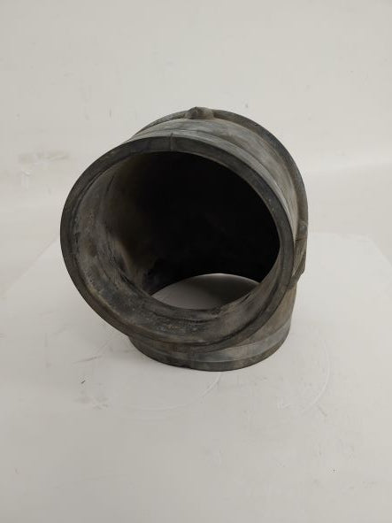 Used Freightliner 90° Air Induction Elbow Pipe - P/N: 90HL70R55 (6785434124374)