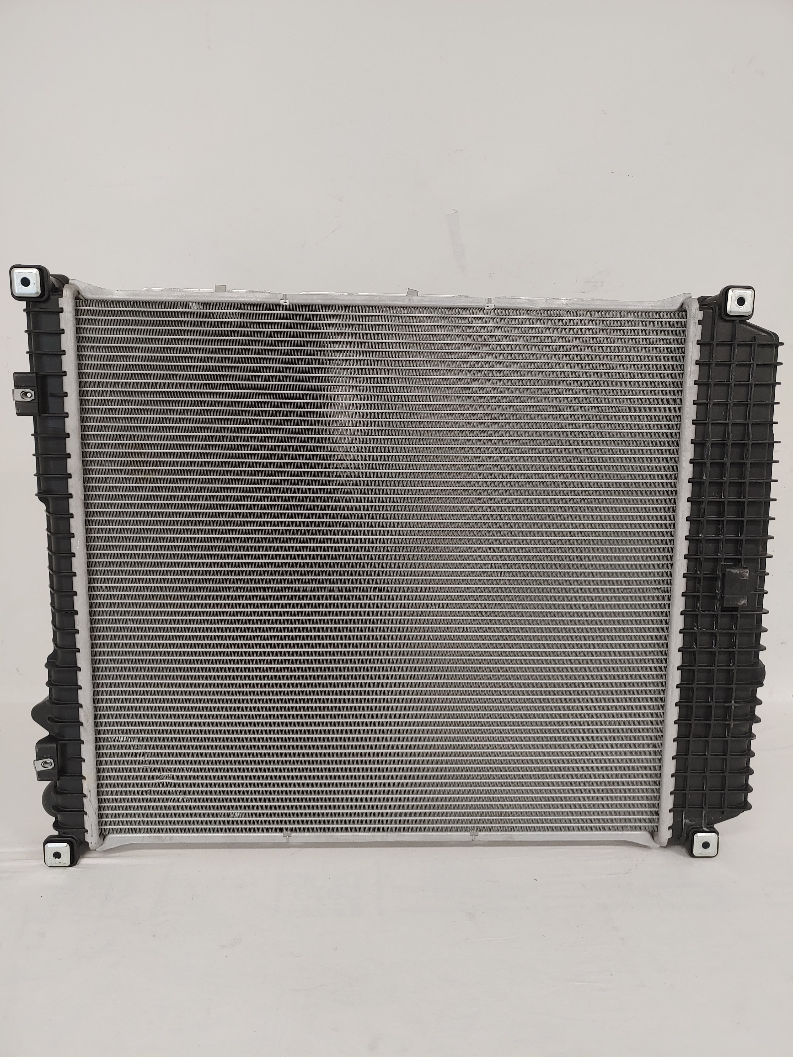 TitanX 27 ½ x 25 ½" Freightliner M2 Housed Radiator  - P/N  TXE 1004016 (8126251696444)