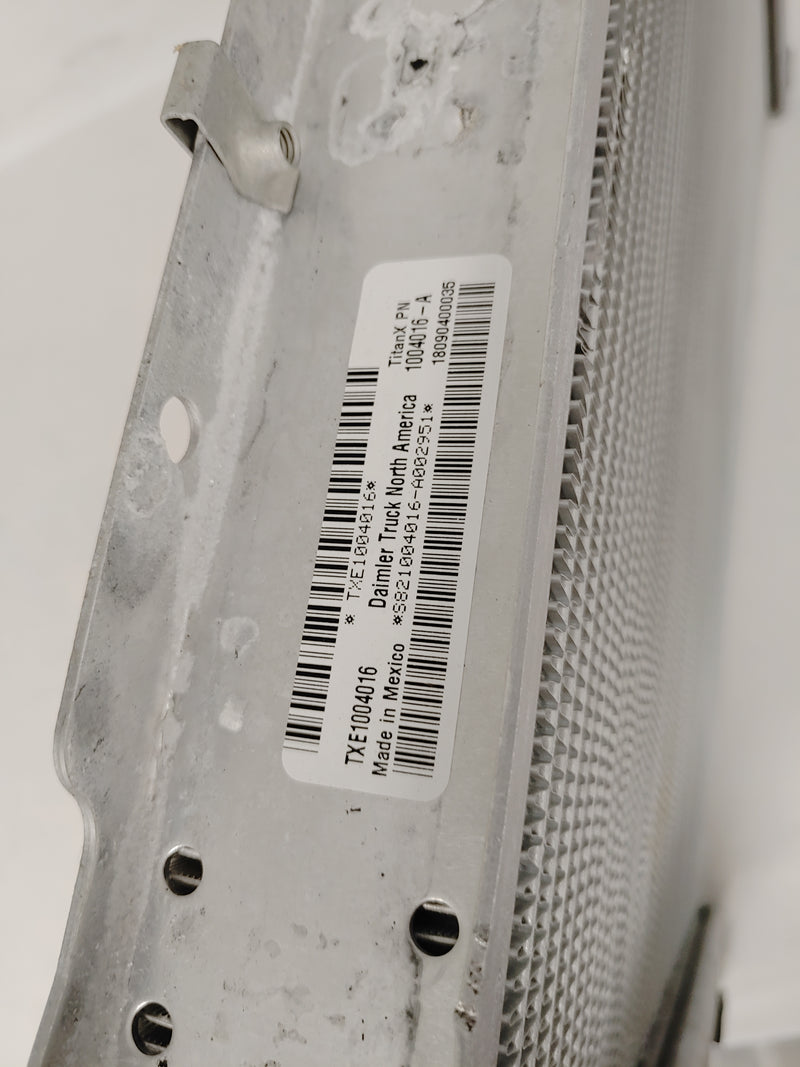 Freightliner M2 TitanX 25 ½