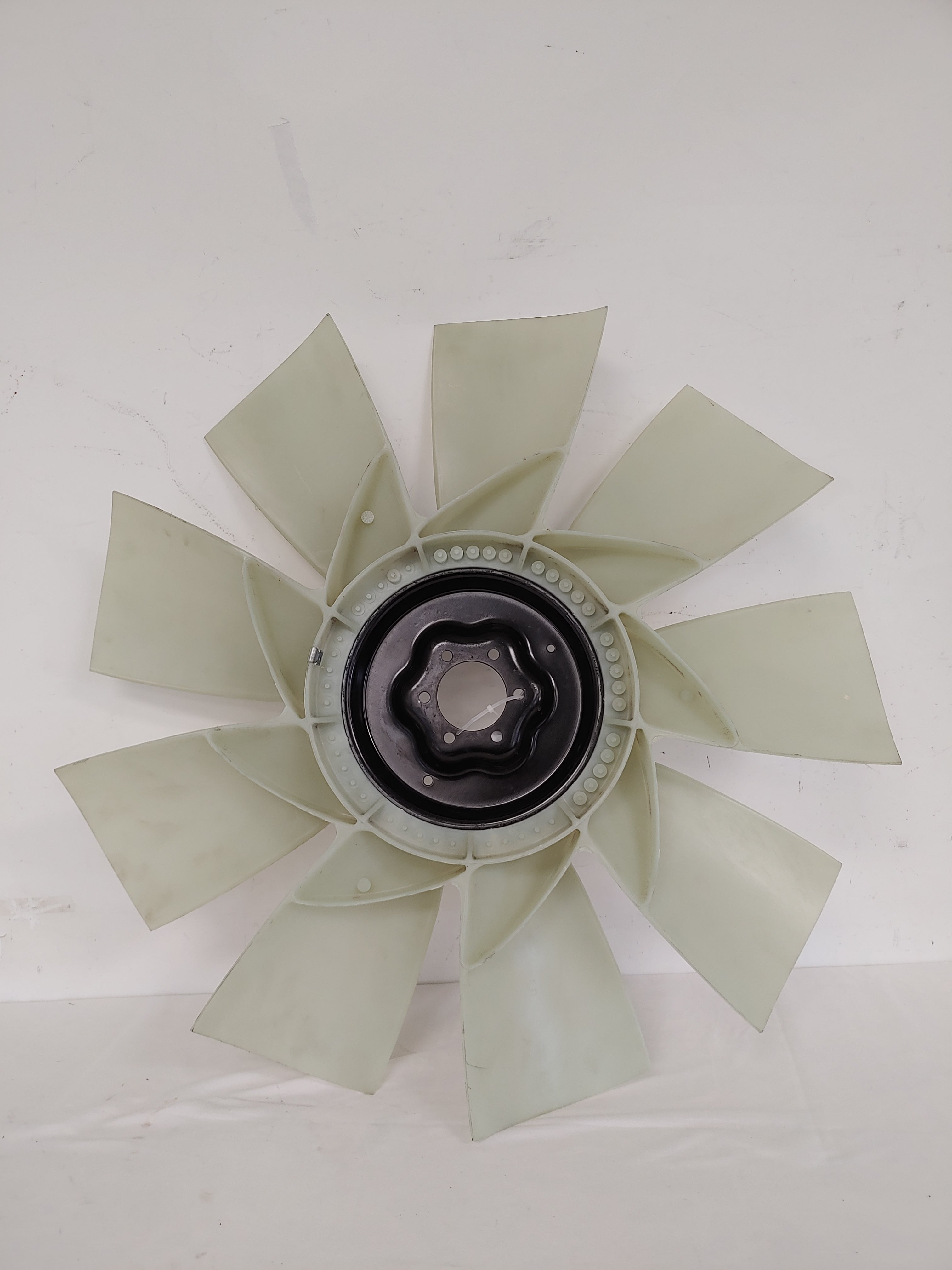 Used Kysor 29 ½" 2.56" Pilot XMD9 Fan - P/N  4735-44560-12 (6797677428822)