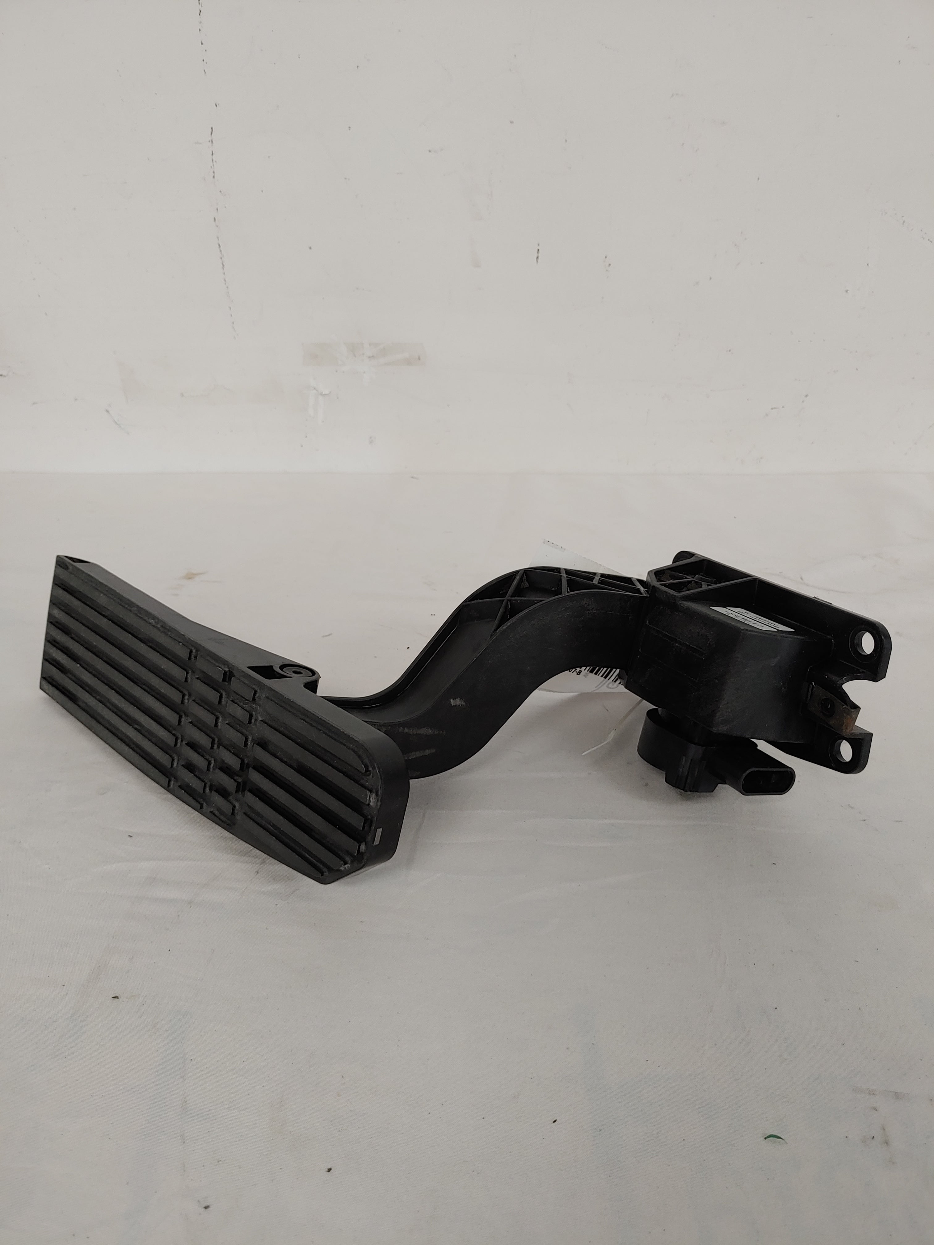 Freightliner DDEC Accelerator Pedal - P/N: A01-32622-000 (8229085610300)