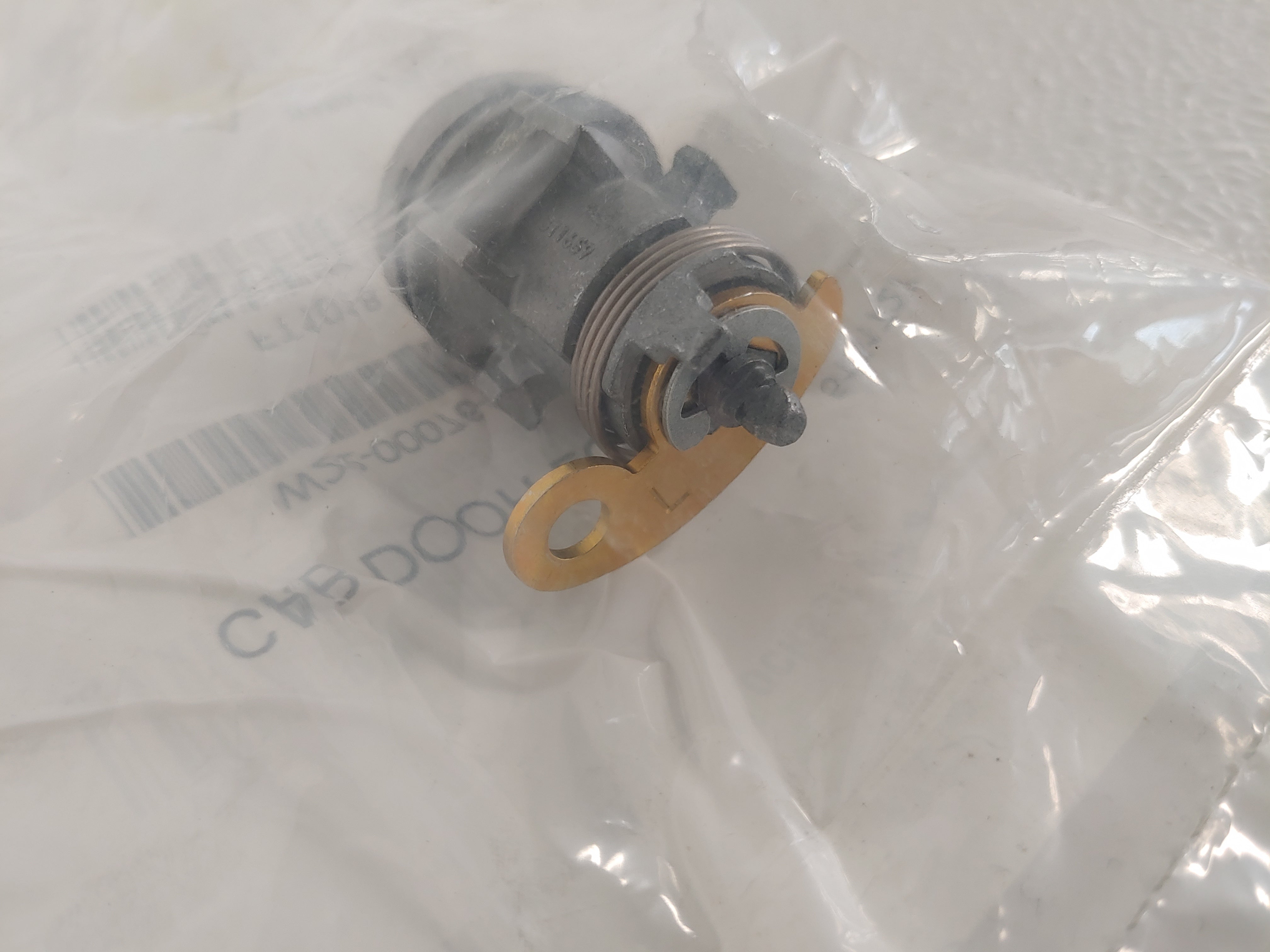 Freightliner M2/P3 Lockset w/ 4 Keys - W22-00076-034 (6813475700822)