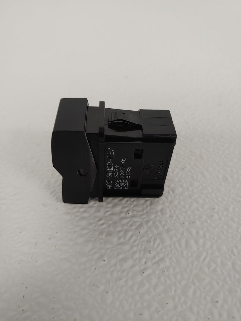 Axle Rocker Switch Freightliner Trailer Axle Lift Rocker Switch - P/N A06-90128-027
