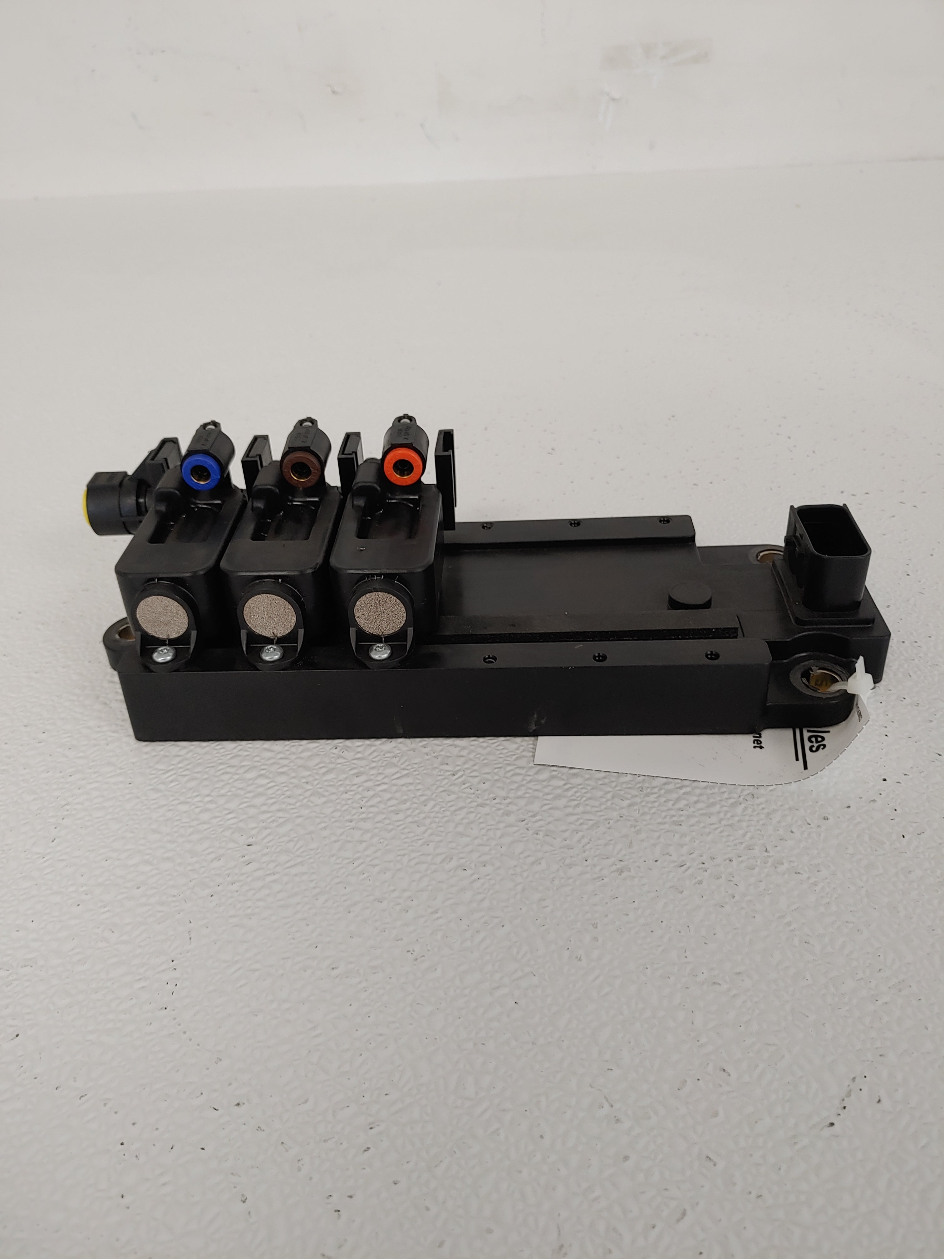 Freightliner ECP 4 Solenoids Bank - P/N: A12-32241-004 (6815679414358)