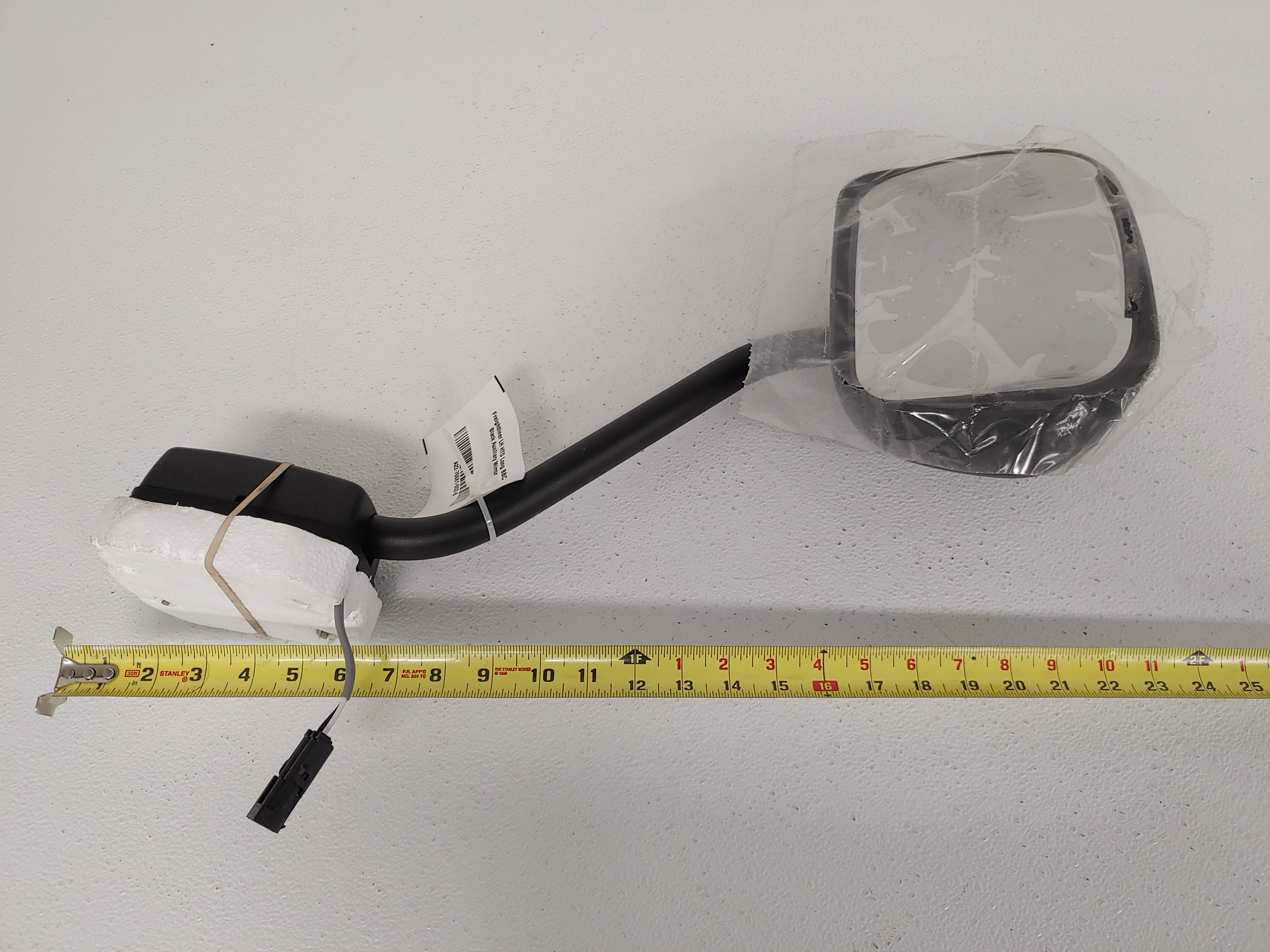 Freightliner LH HTD Long BBC Black Auxiliary Mirror - P/N  A22-76681-002 (8164792467772)