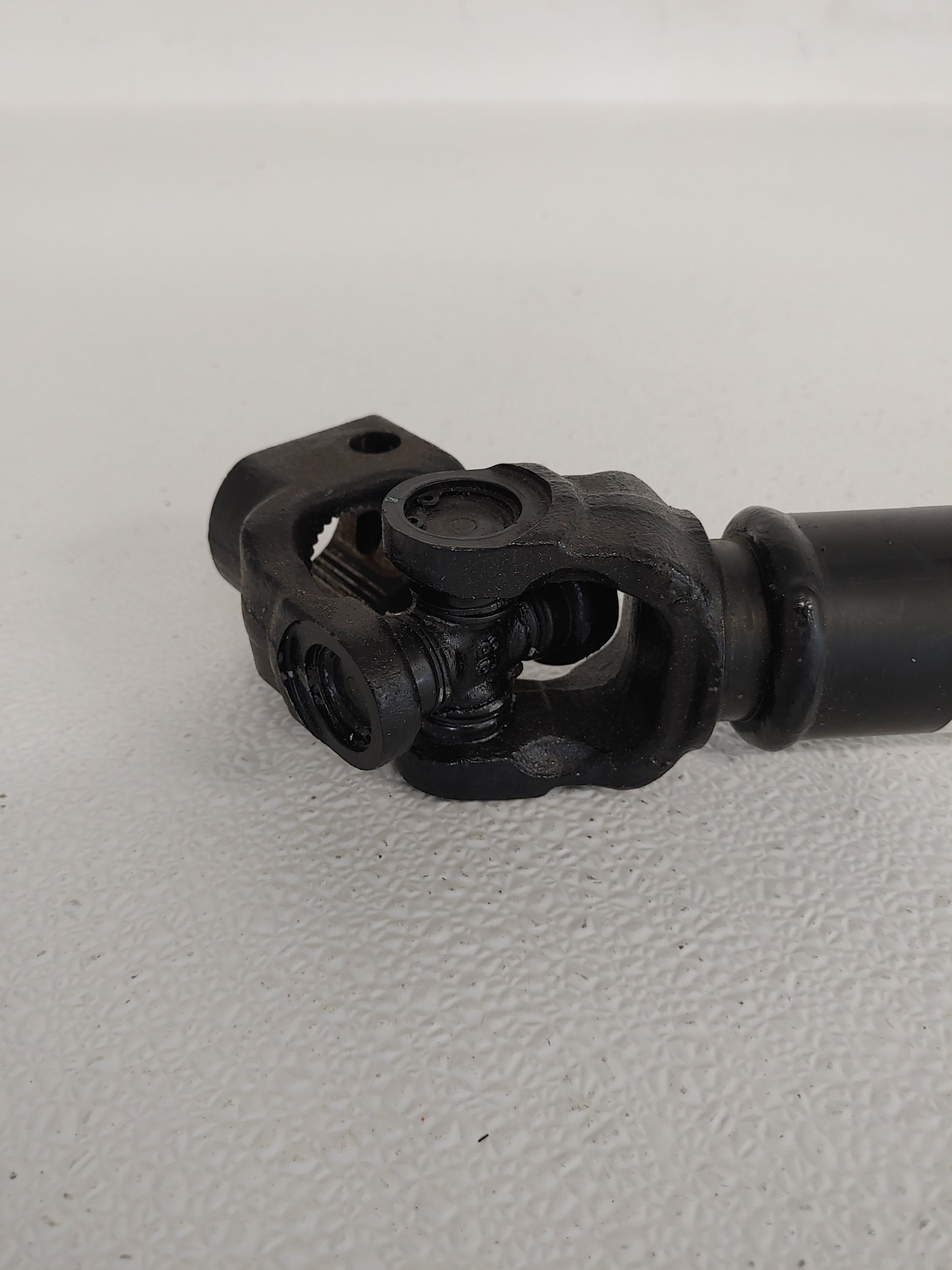 Freightliner Thick Steering Column REAX Shaft - P/N: 14-20948-000 (6821956943958)