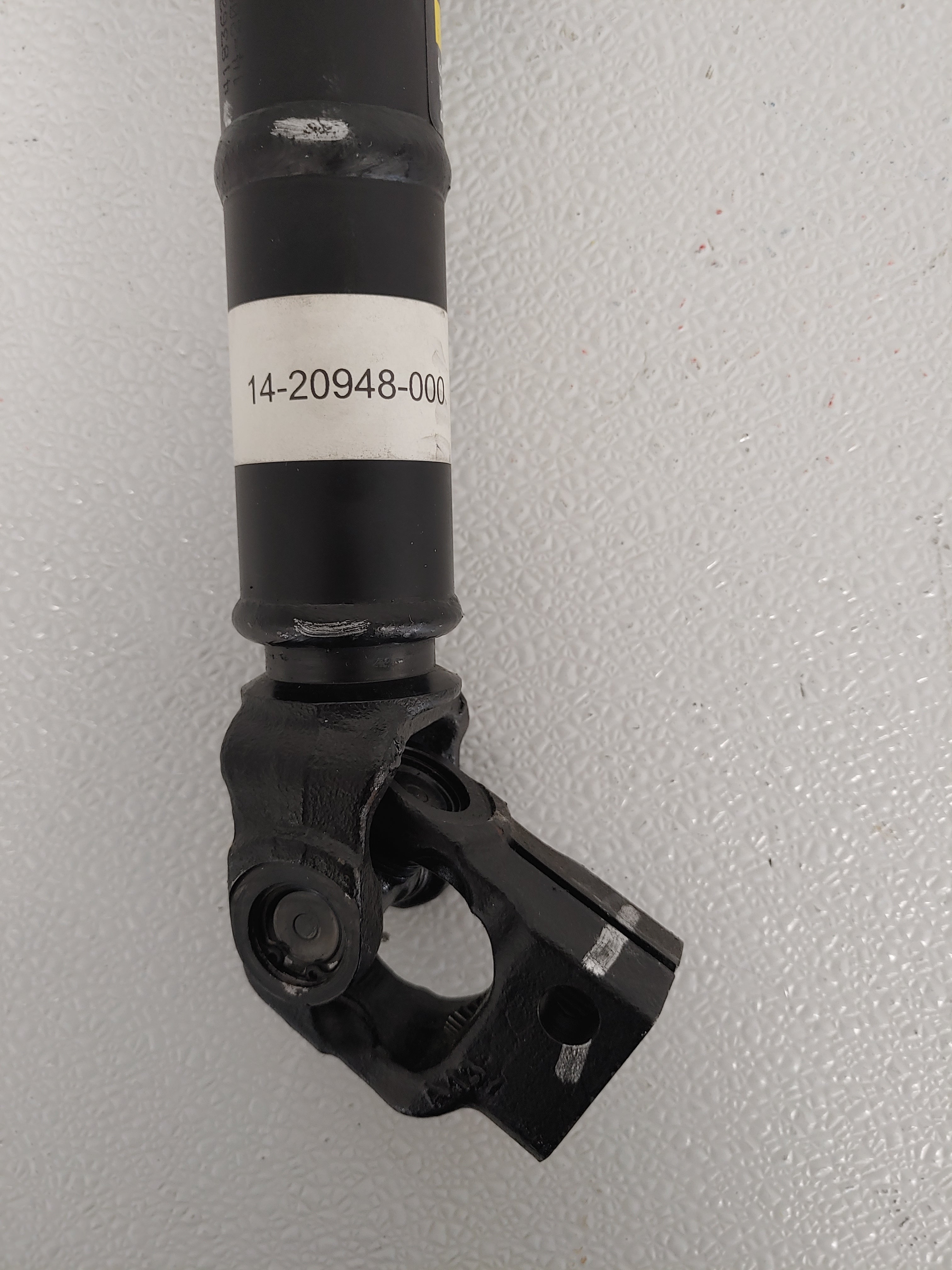 Freightliner Thick Steering Column REAX Shaft - P/N: 14-20948-000 (6821956943958)