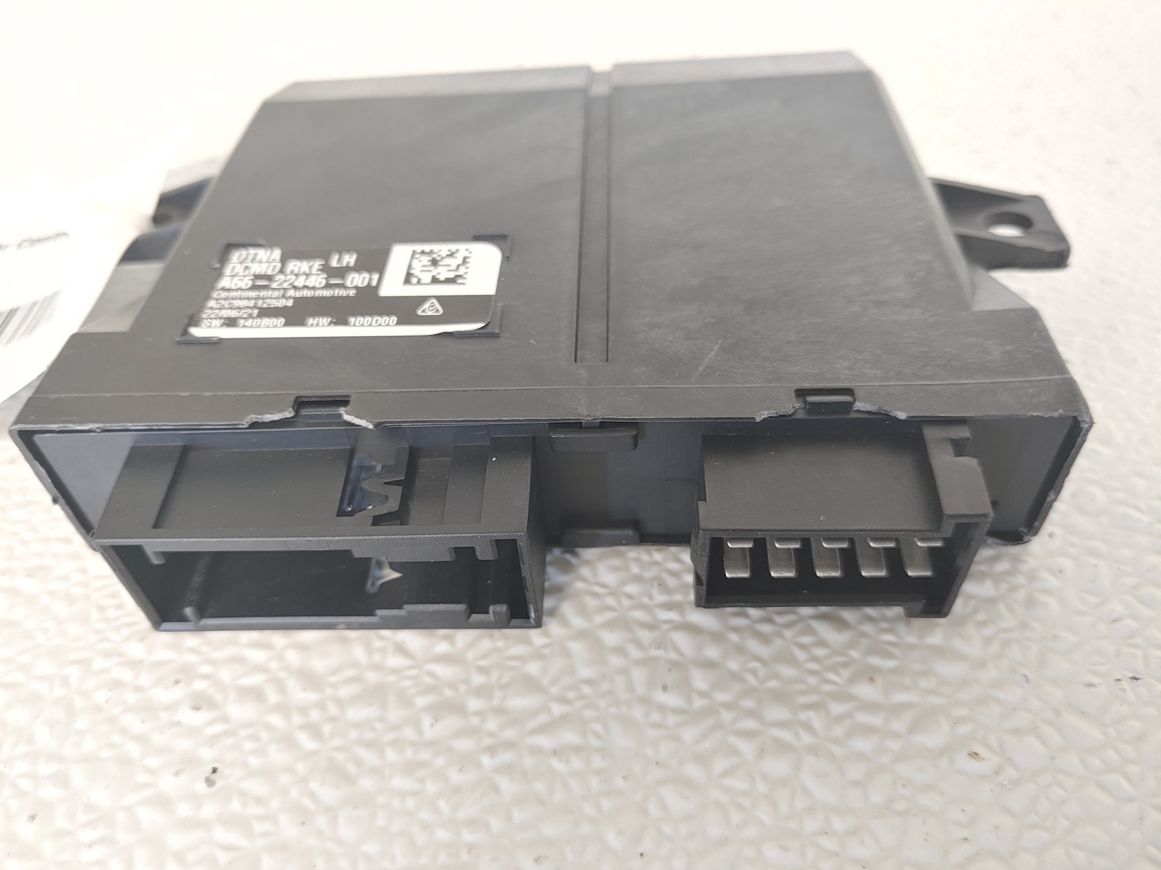 Freightliner Driver Door Control Module - P/N: A66-22446-001 (6822022840406)