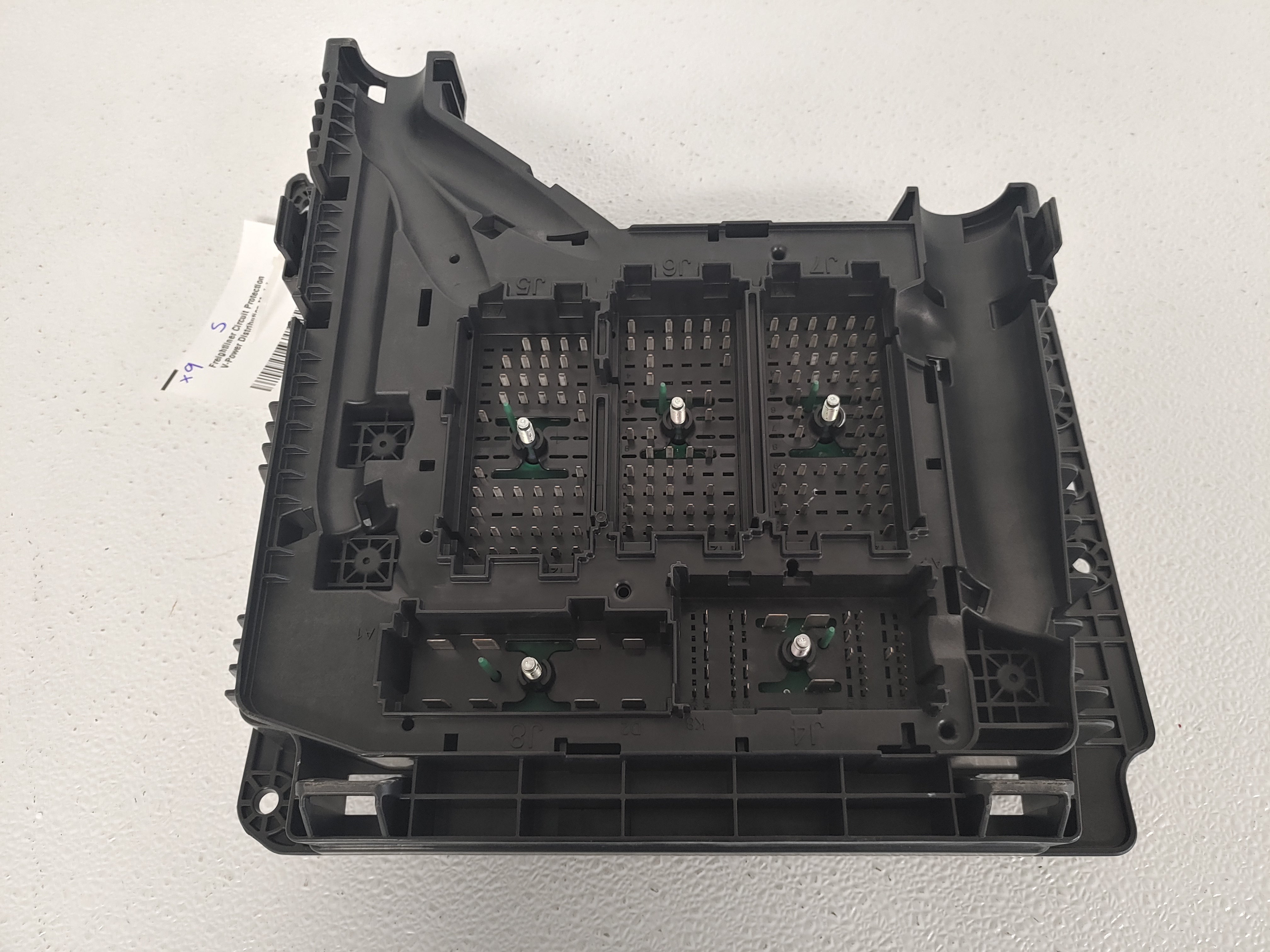 Freightliner Circuit Protection V-Power Distribution Module - P/N: A66-16415-000 (6823941668950)