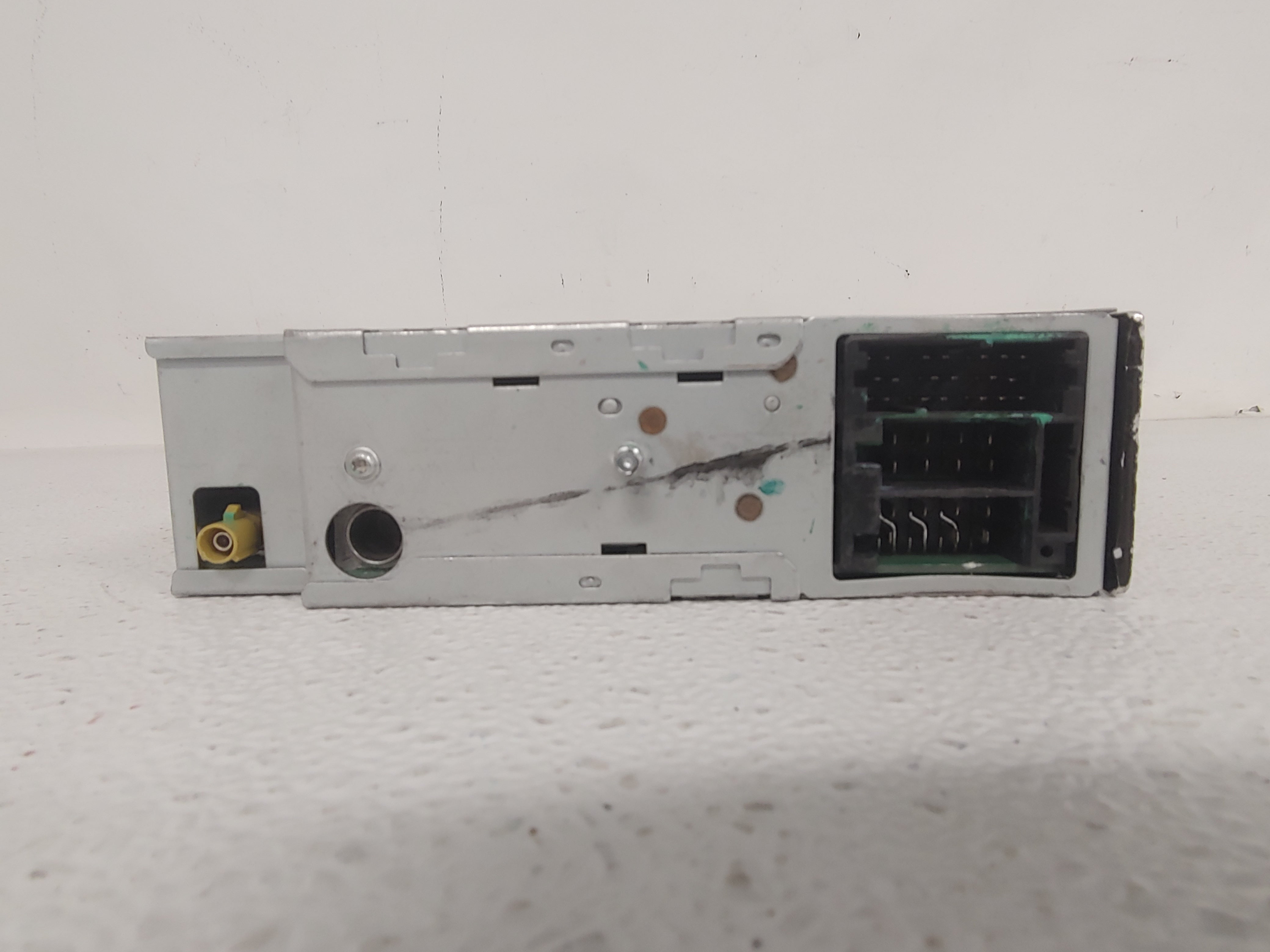 Used Delphi DEA540 AM/FM/WB/CD/BT/SXM Radio - P/N: A22-77380-001 (6823957463126)