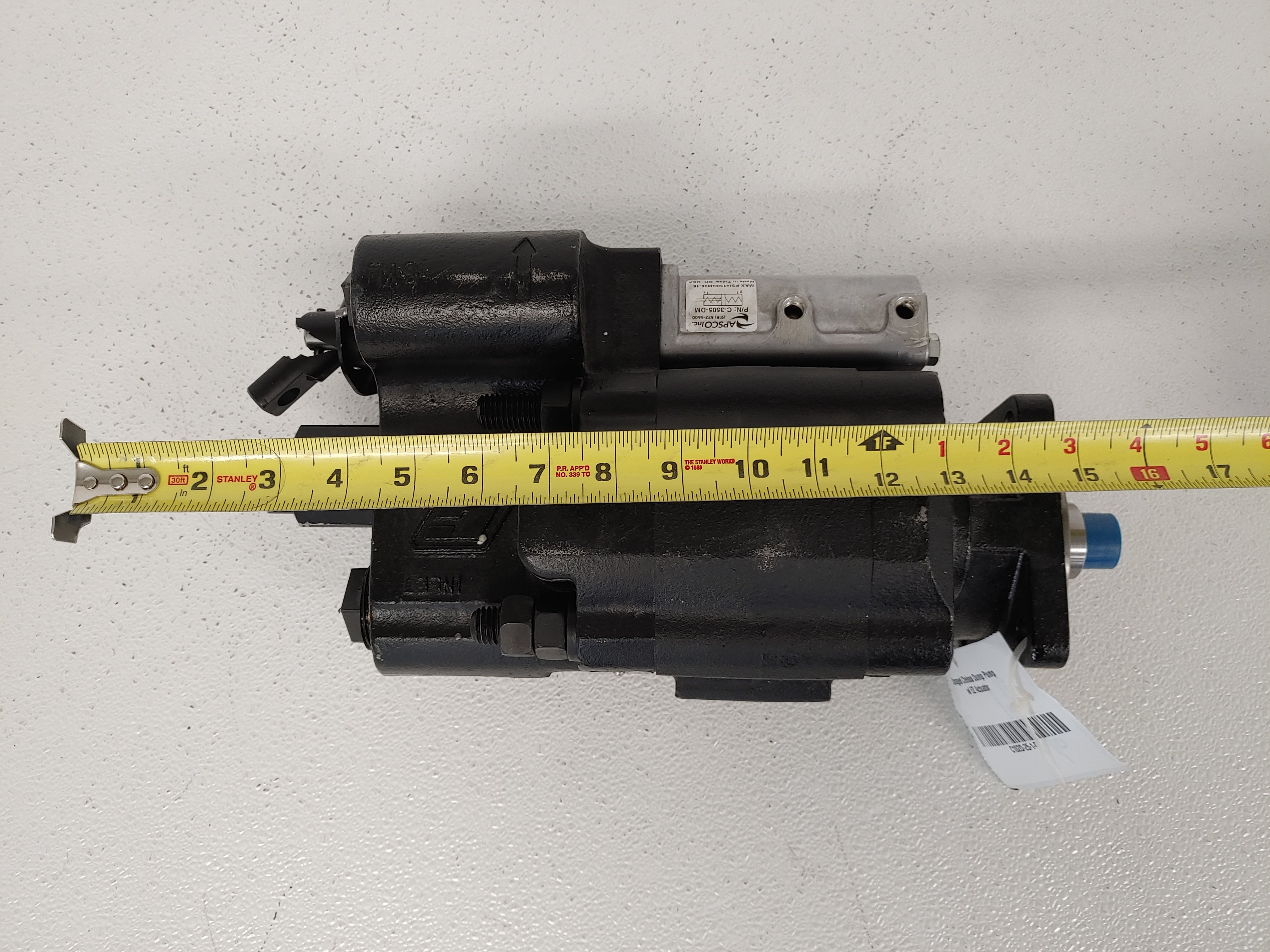 Damaged Chelsea Dump Pump w/ E2 Actuator - P/N  C102D-25-1 / C-3505-DM (8068558881084)