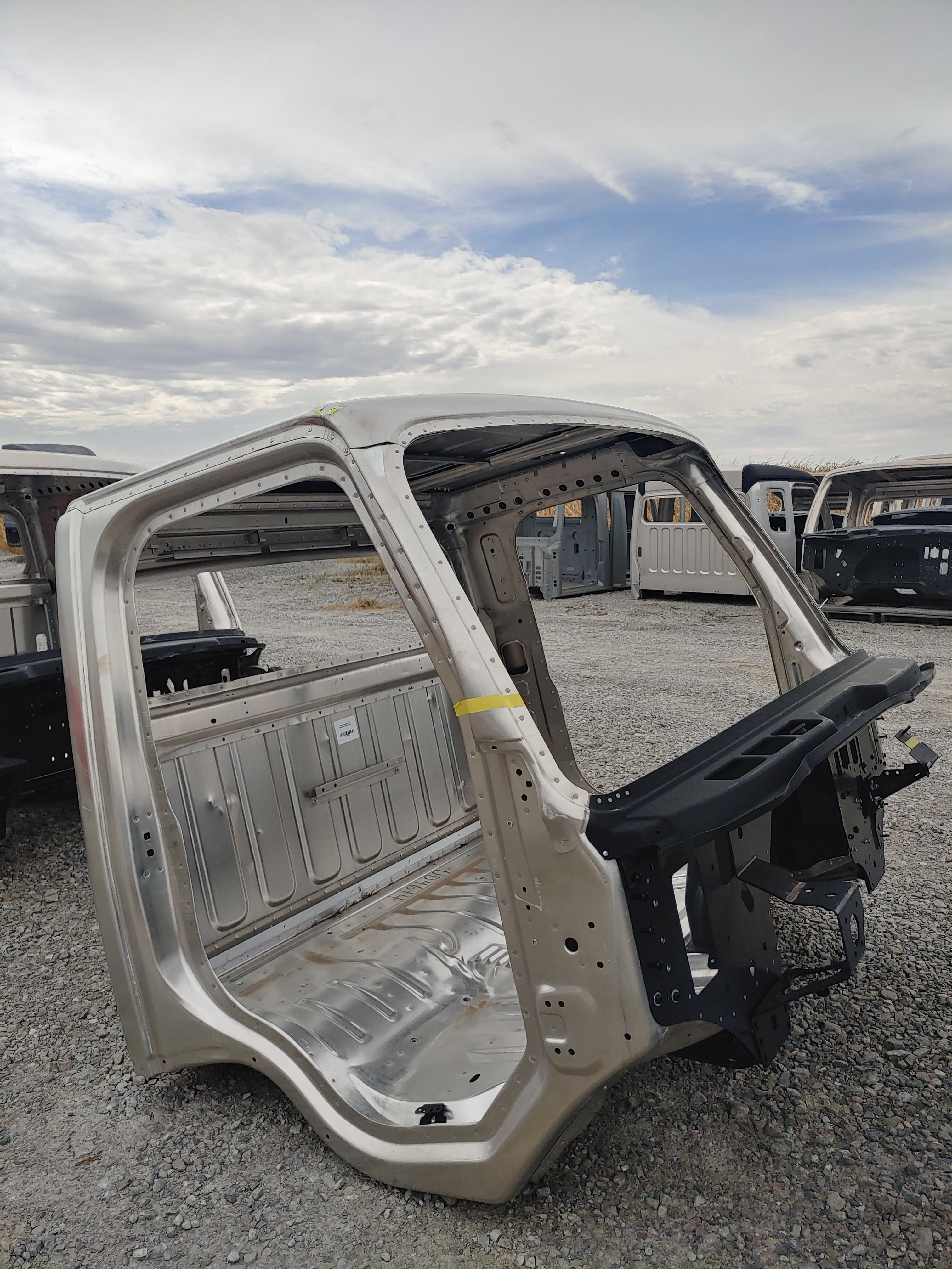 Damaged Freightliner M2 Standard Cab Shell w/o Doors (8107107320124)