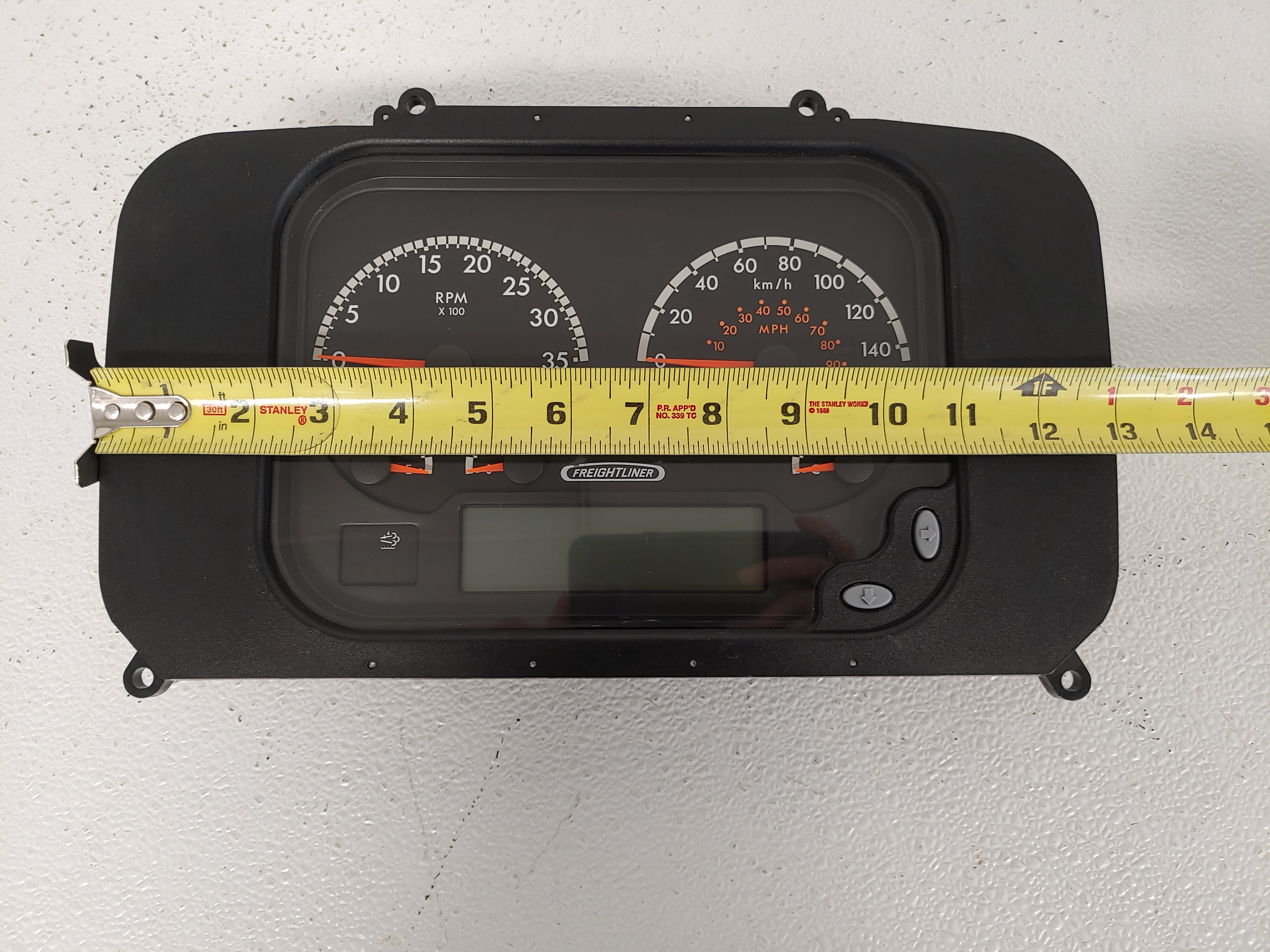 Freightliner KM/H 5 Gauge Instrument Panel - P/N: A22-77110-004 (6829092470870)