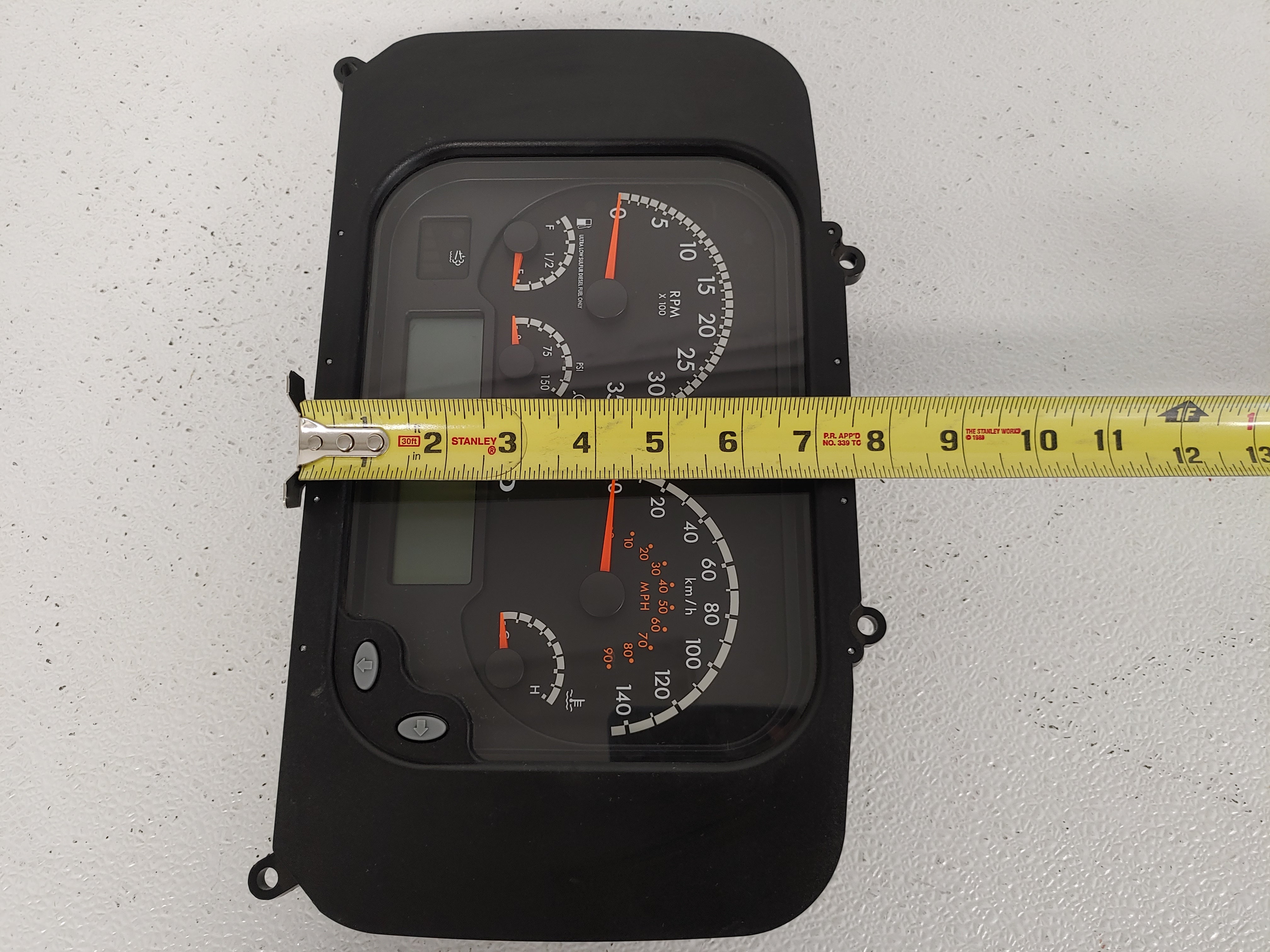 Freightliner KM/H 5 Gauge Instrument Panel - P/N: A22-77110-004 (6829092470870)