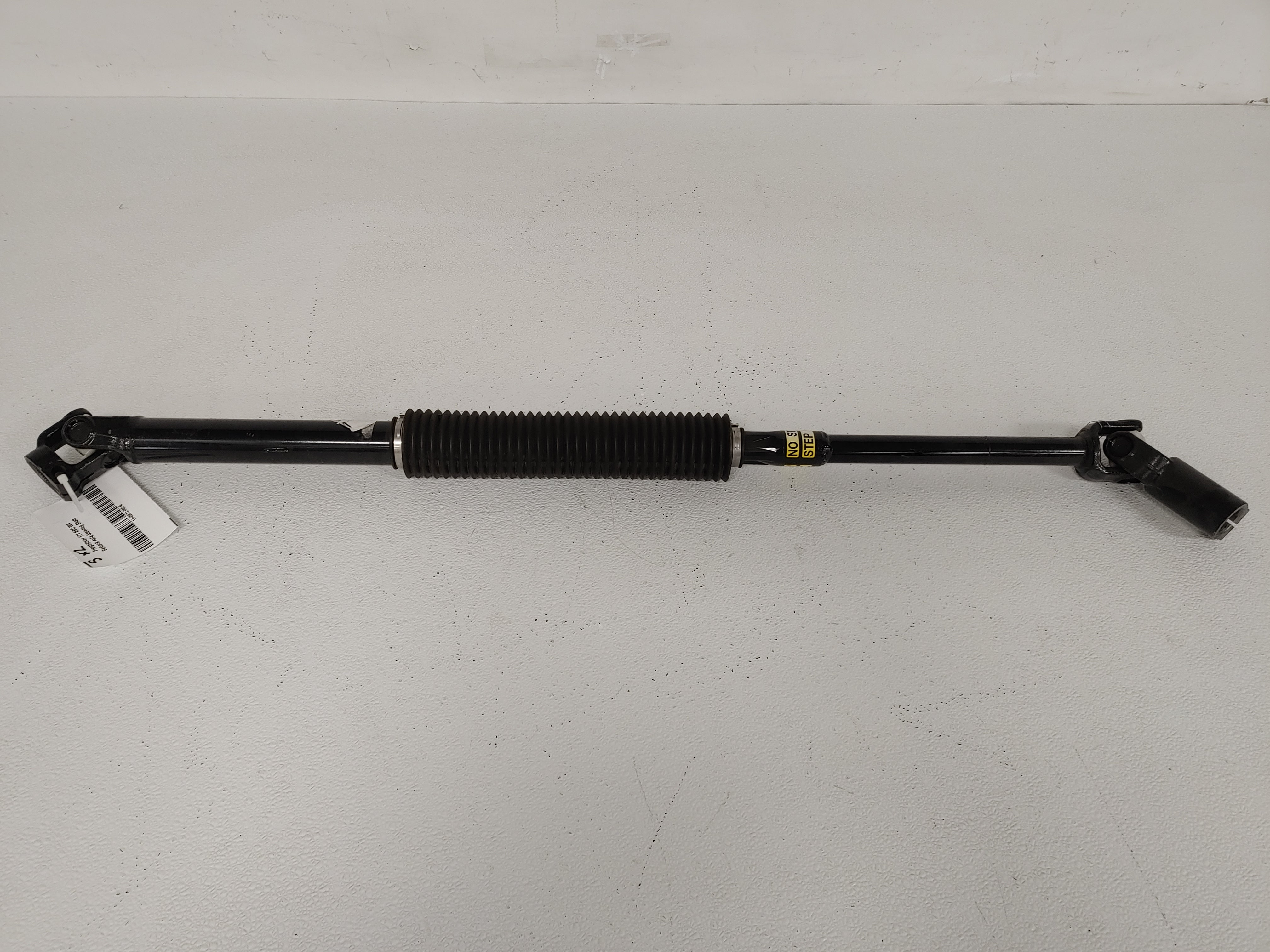 Freightliner 121 BBC W4 Setback Axle Steering Shaft - P/N  14-20672-000 (6831144796246)