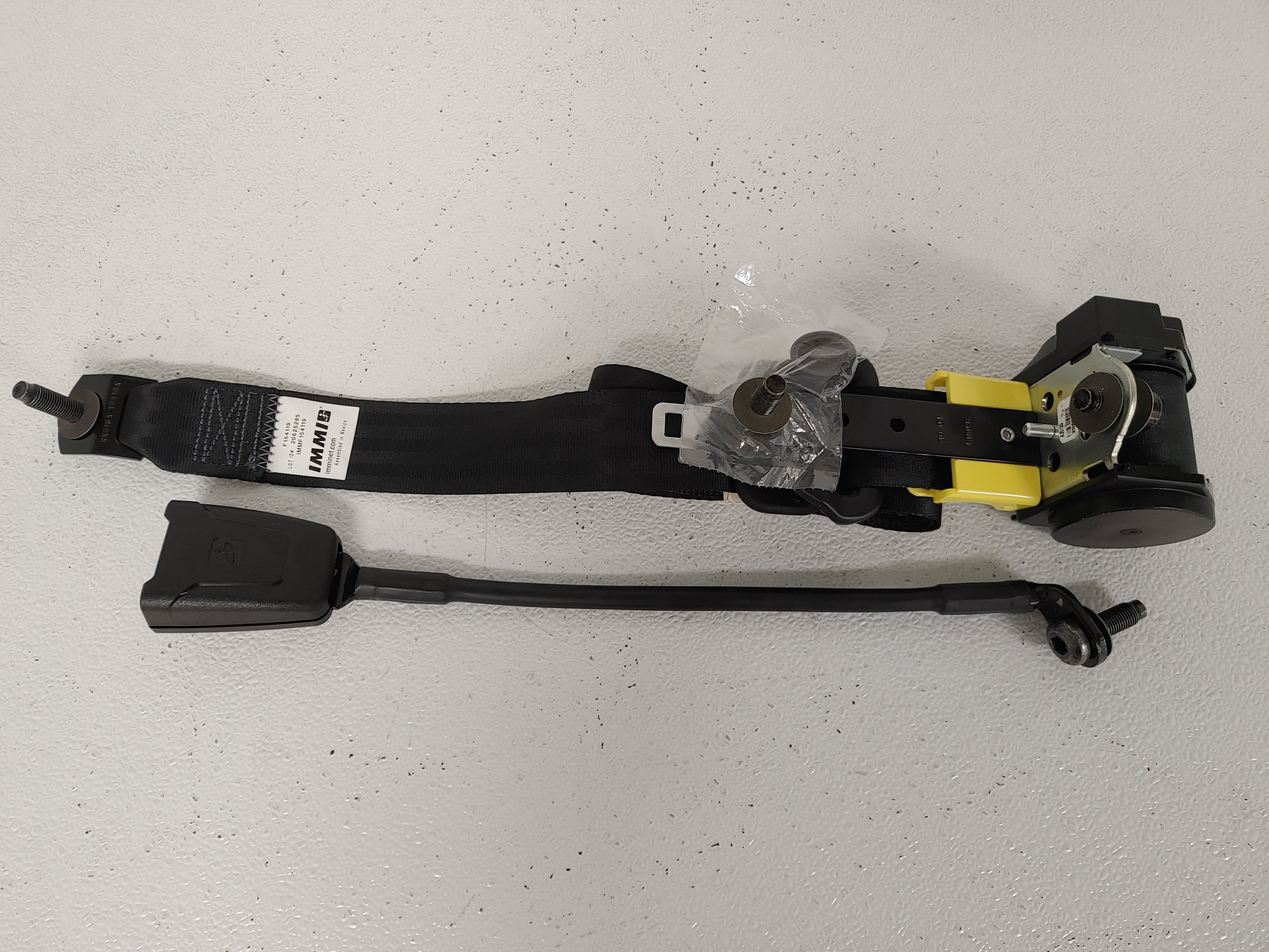 IMMI Freightliner M2 3 Point Slides Seat Belt Assy - P/N  IMM F154119 (6831032729686)