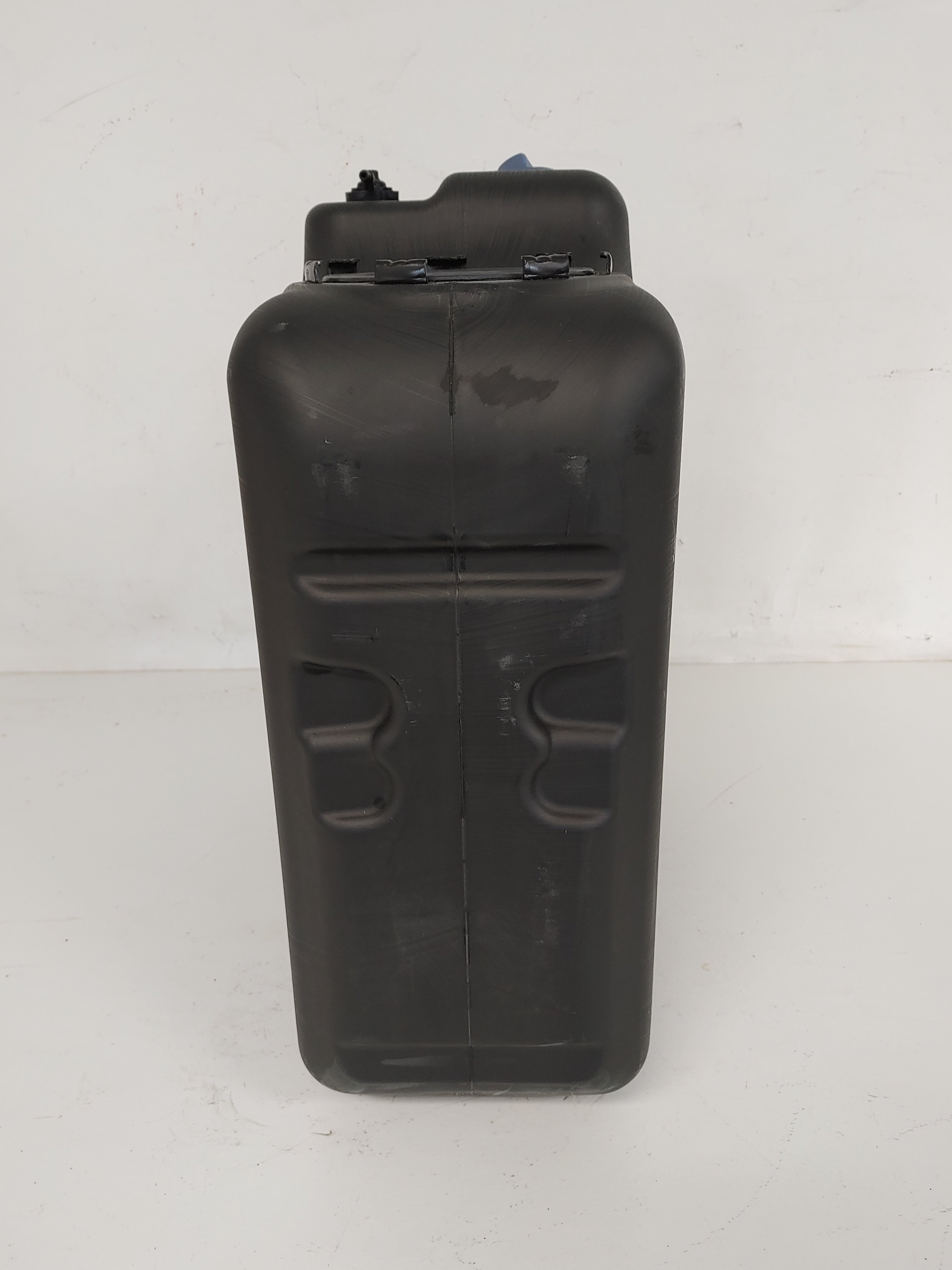 Freightliner 13 Gal. LH Short High Fill DEF Tank - P/N  A04-31889-006 (6541742604374)