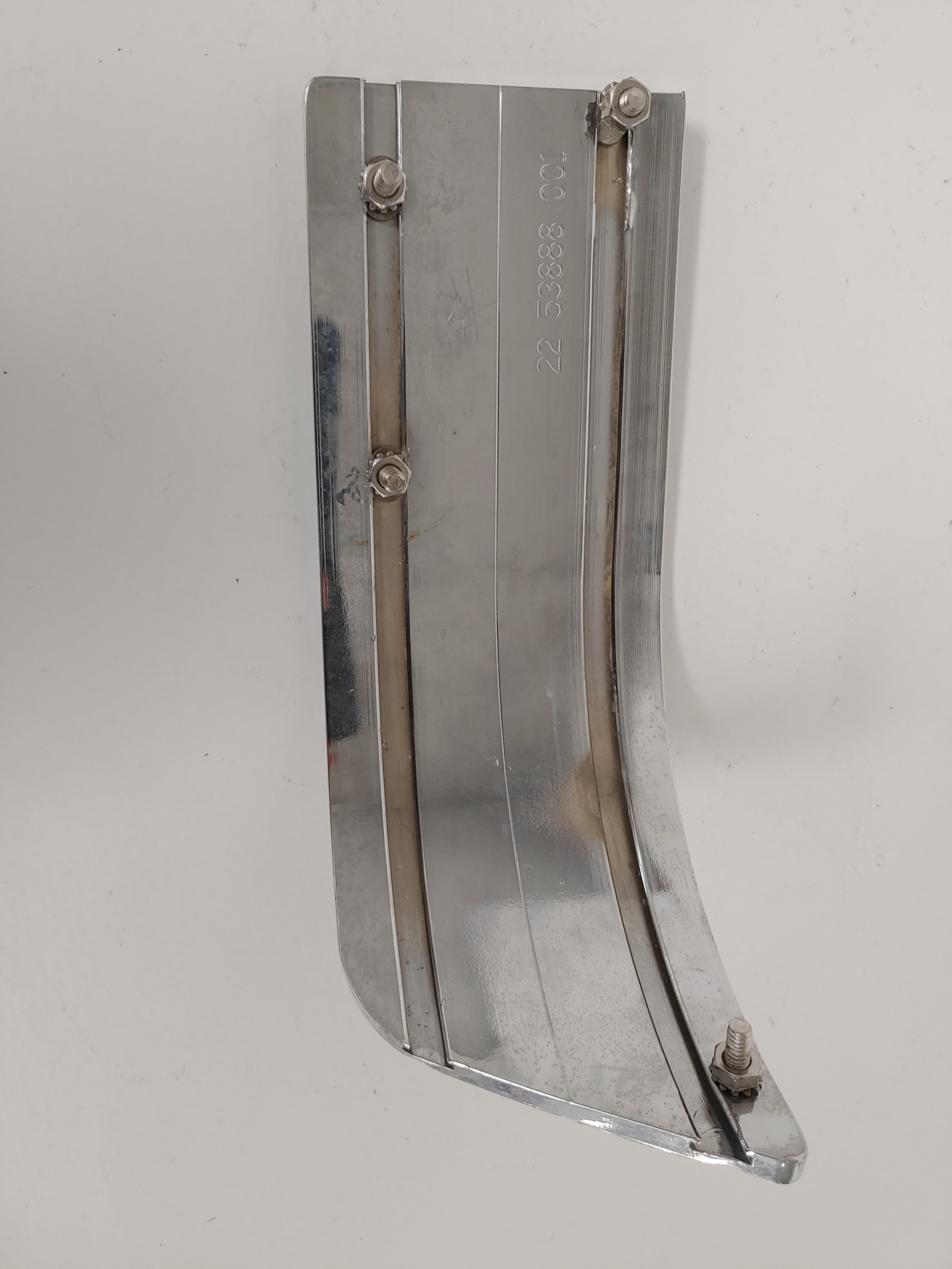 Used Freightliner Coronado RH Corner Chrome Valance Panel -P/N  22-53888-001 (3939575070806)