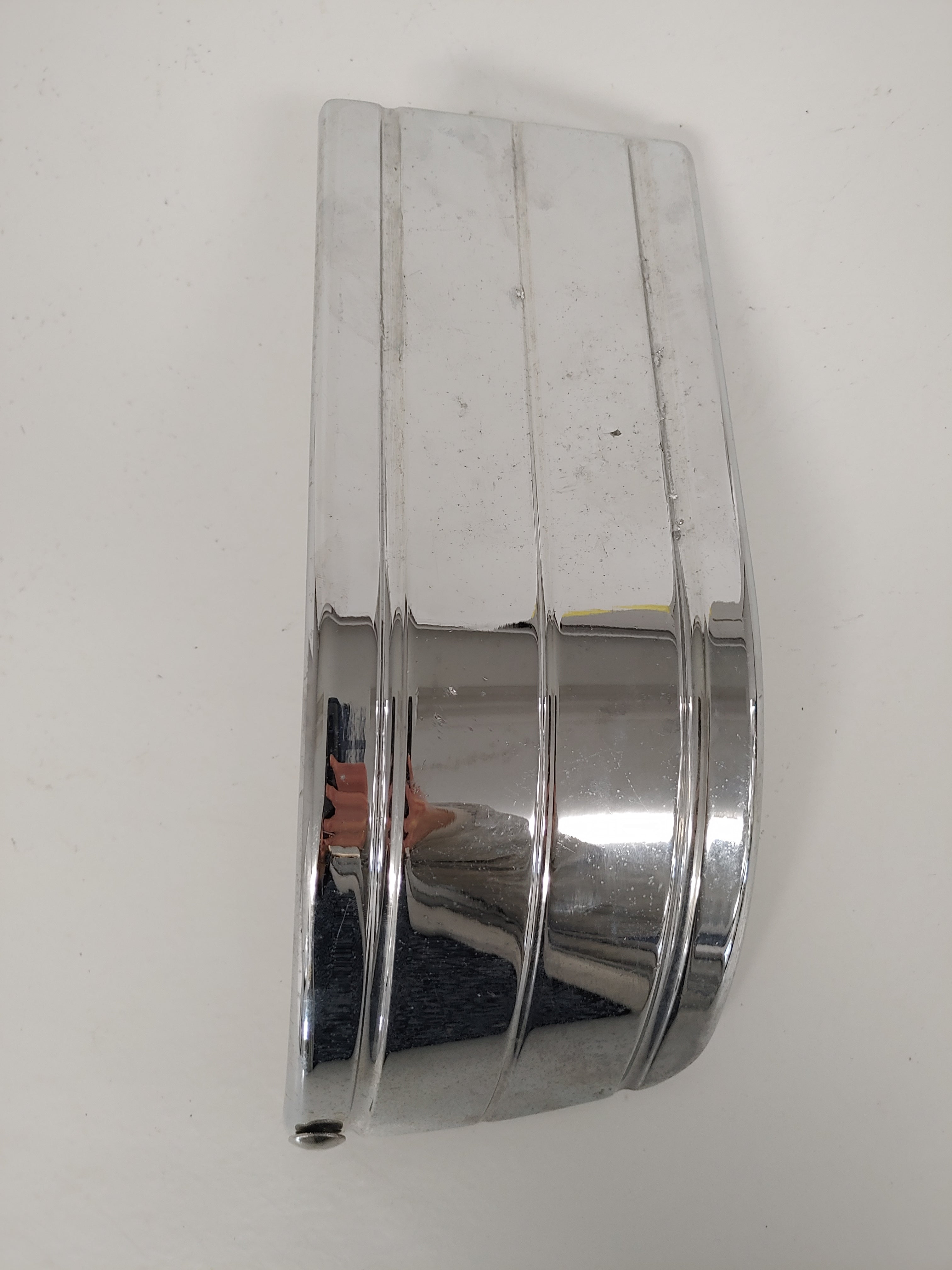 Used Freightliner Coronado RH Corner Chrome Valance Panel -P/N  22-53888-001 (3939575070806)