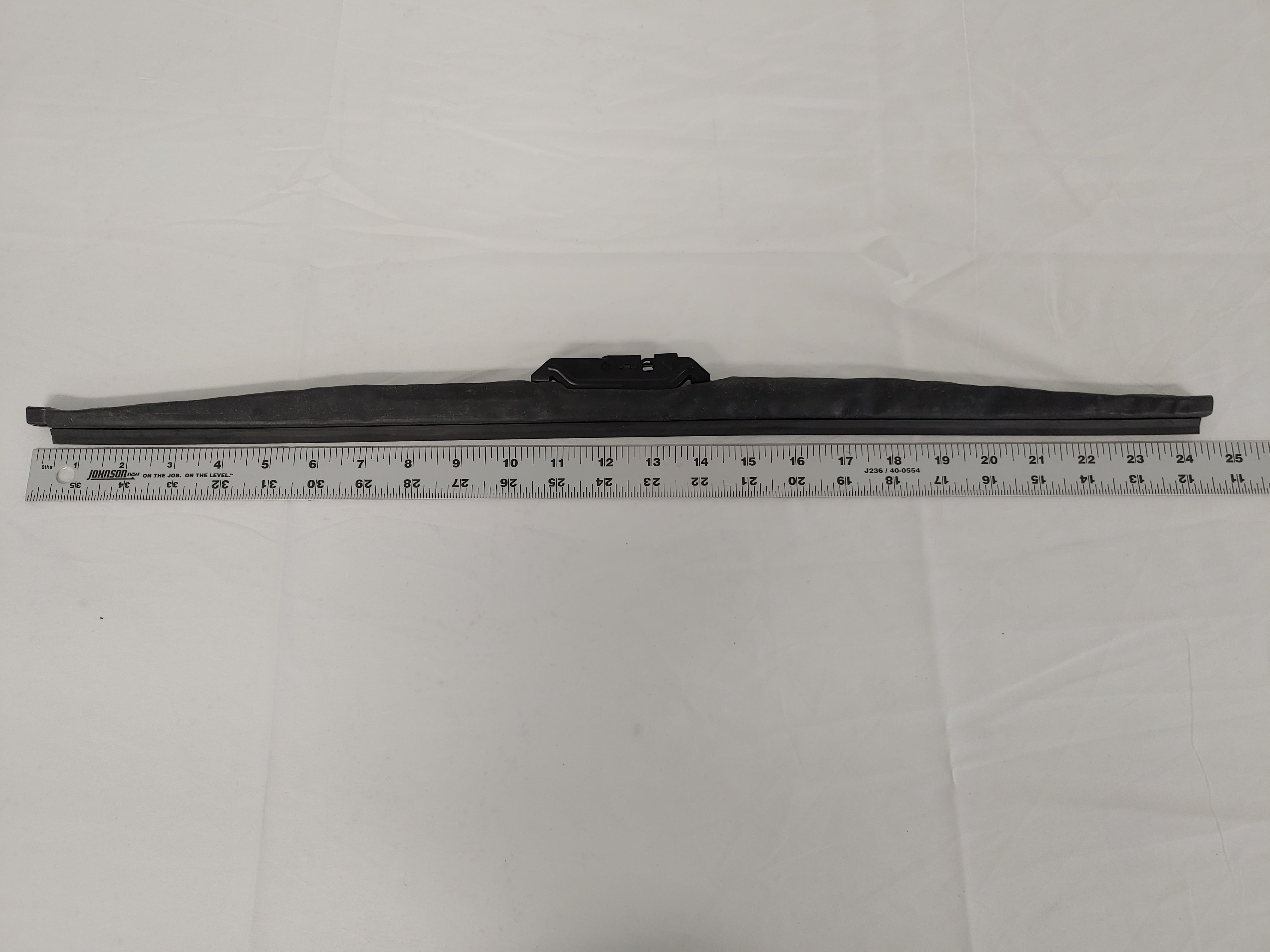 Freightliner 24 Inch Arctic Windshield Wiper Blade - P/N: A22-77869-000 (8016425713980)